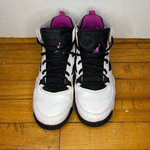 Jordan flights white black and pink size 5.5Y